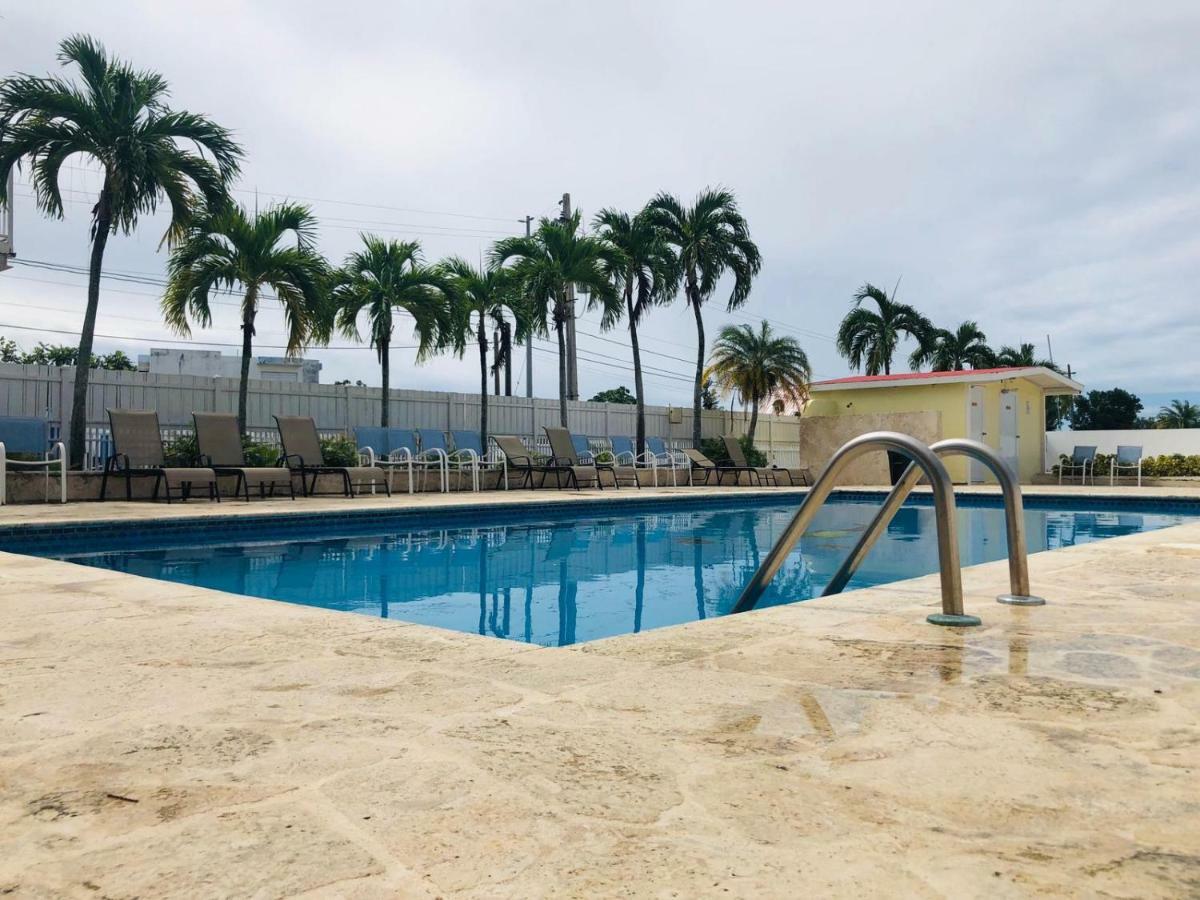 Arecibo Inn Eksteriør bilde